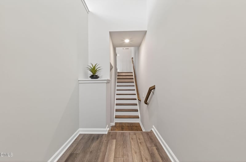 6626 Perry Creek Rd, Raleigh, NC 27616