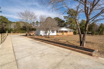 6628 Camden Rd, Fayetteville, NC 28306