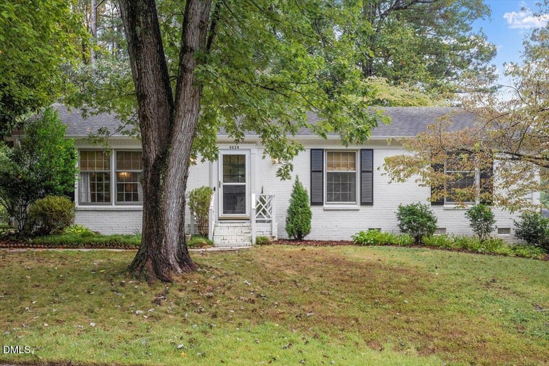 6628 Lynndale Dr, Raleigh, NC 27612