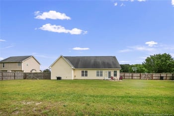 6628 Valley Falls Rd, Hope Mills, NC 28348