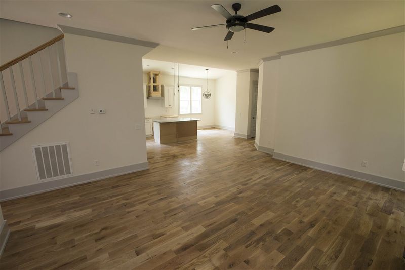 6629 Side Dr, Raleigh, NC 27612