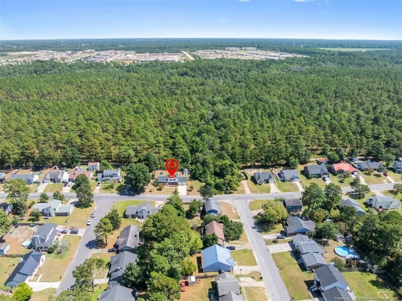 663 Daharan Dr, Fayetteville, NC 28314