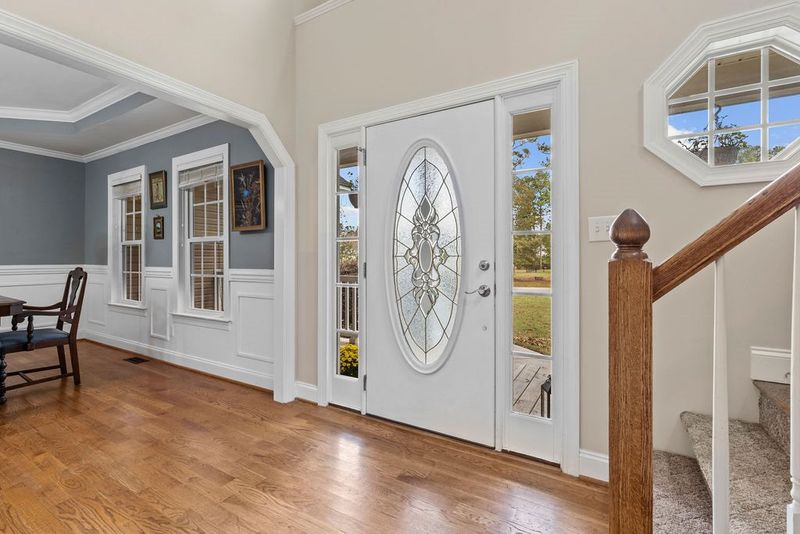 663 Winfred Dr, Raleigh, NC 27603