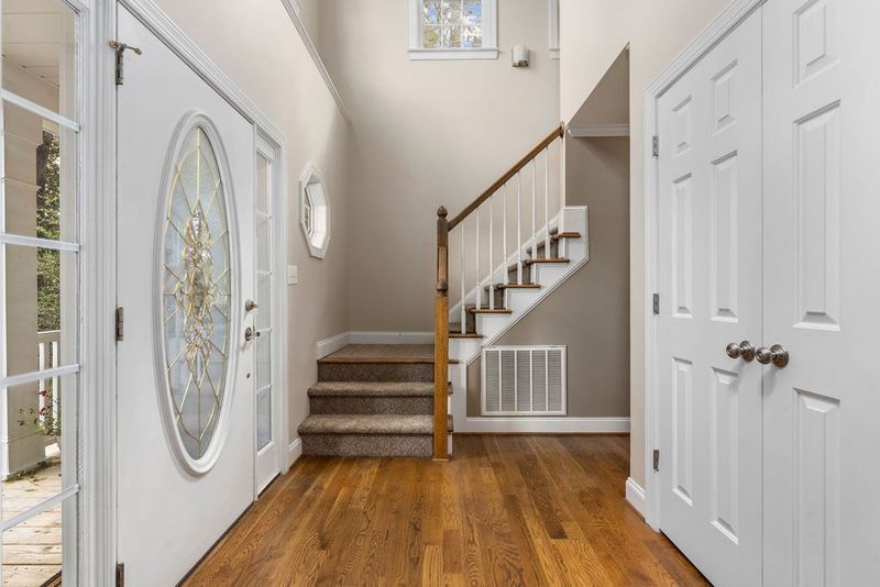 663 Winfred Dr, Raleigh, NC 27603
