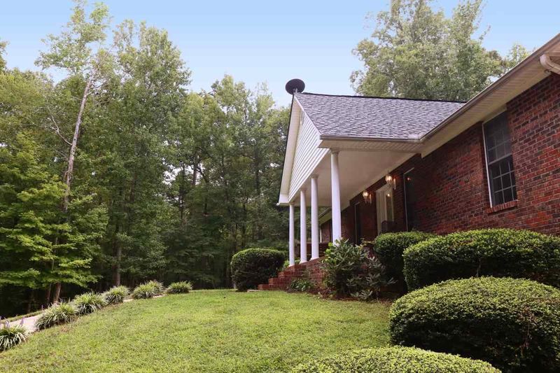 6632 Hamlett Rd, Mebane, NC 27302