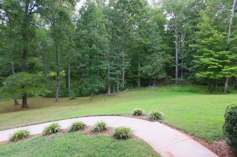 6632 Hamlett Rd, Mebane, NC 27302