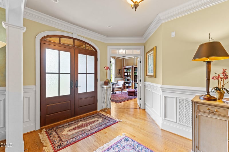 6633 Rest Haven Dr, Raleigh, NC 27612