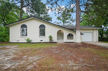 6635 Vaughn Rd, Fayetteville, NC 28304