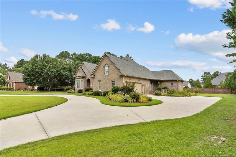 6637 Summerchase Dr, Fayetteville, NC 28311