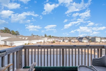 6638 Perry Creek Rd, Raleigh, NC 27616