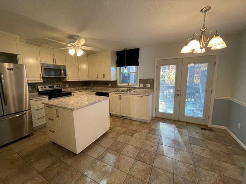 6639 English Ivy Ln, Raleigh, NC 27615