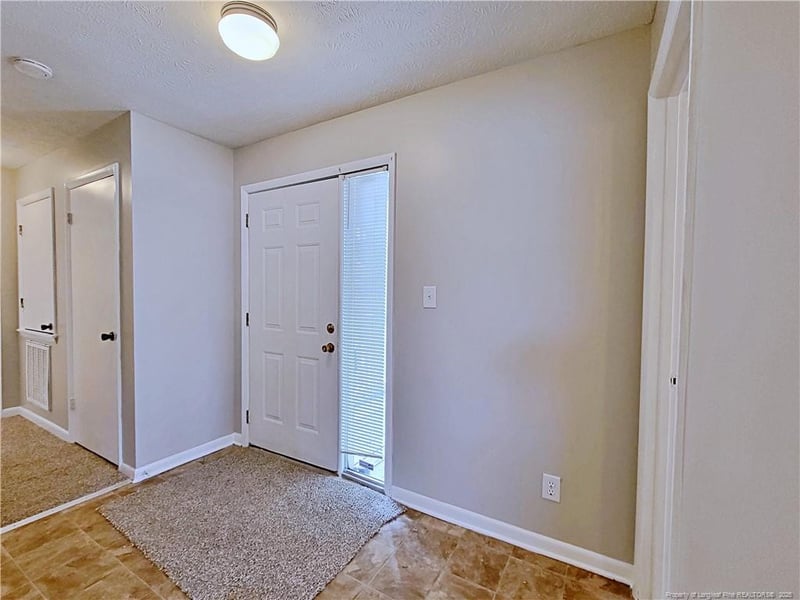 664-8 Bartons Landing Pl #8, Fayetteville, NC 28314