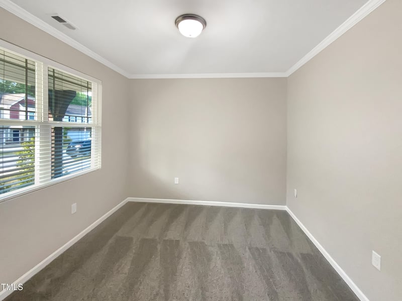 664 Lavenham Ln, Fuquay Varina, NC 27526