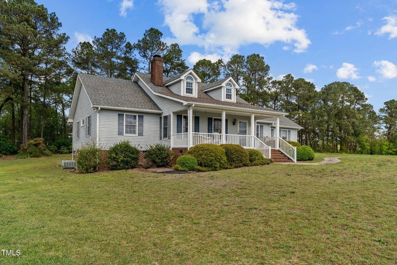 664 Marler Rd, Benson, NC 27504