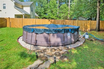 6640 Burgenfield Dr, Fayetteville, NC 28314