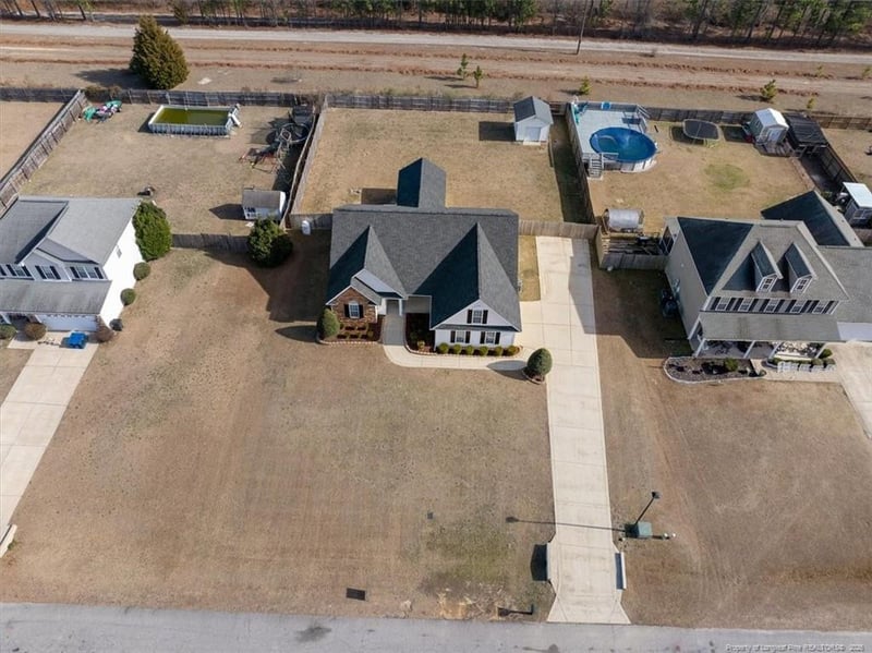 6649 Hillbrook Rd, Hope Mills, NC 28348