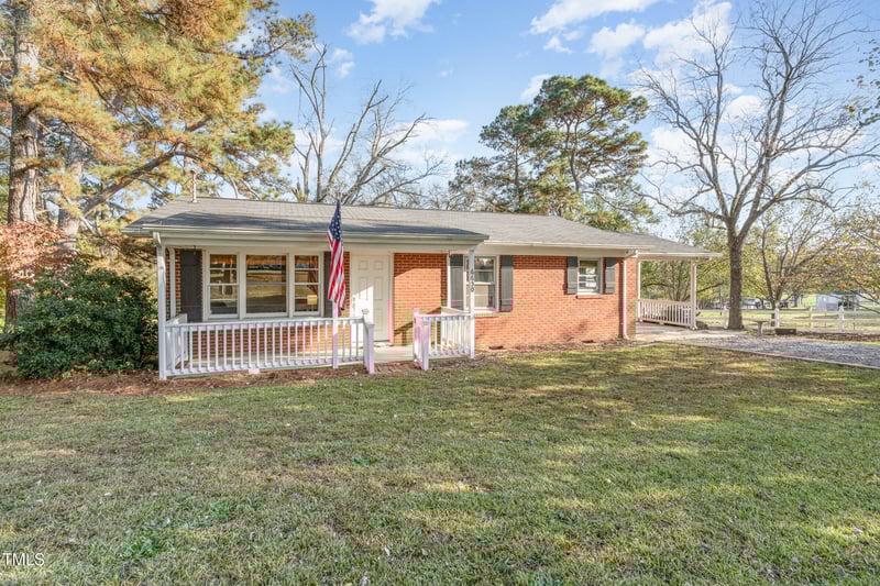 6650 Cokesbury Rd, Fuquay Varina, NC 27526