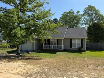6651 Brookshire St, Fayetteville, NC 28314