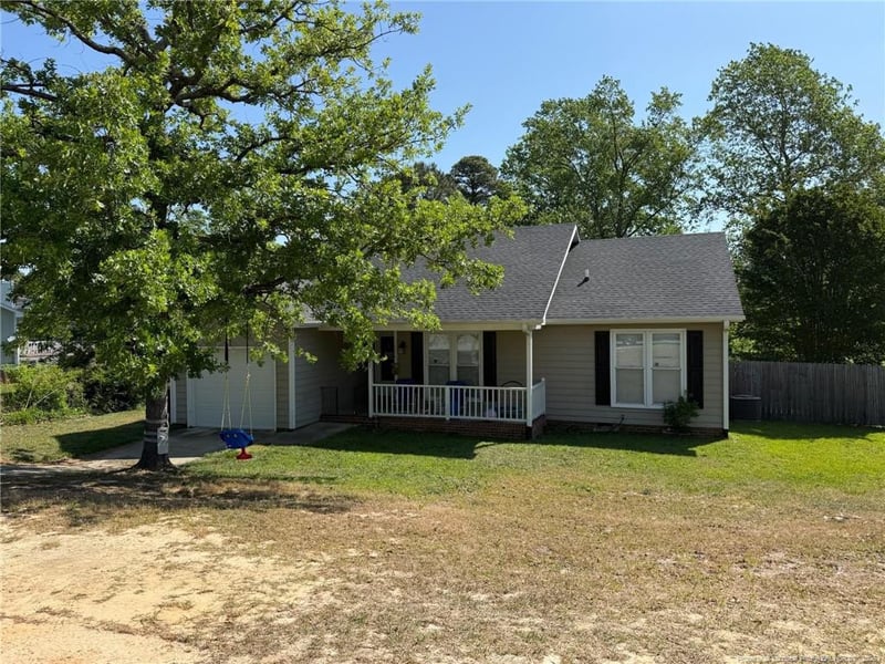 6651 Brookshire St, Fayetteville, NC 28314
