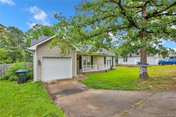 6651 Brookshire St, Fayetteville, NC 28314