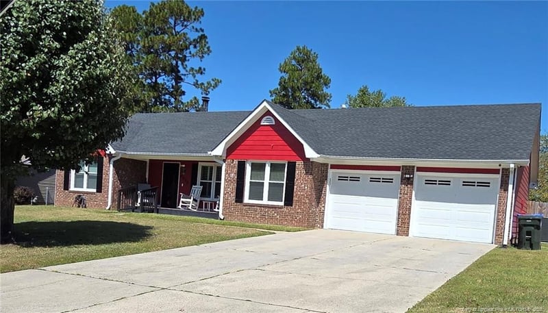 6653 Pacific Ave, Fayetteville, NC 28314