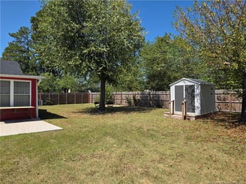 6653 Pacific Ave, Fayetteville, NC 28314