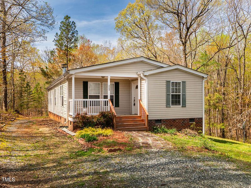 6655 Tree Lined Ct, Snow Camp, NC 27349
