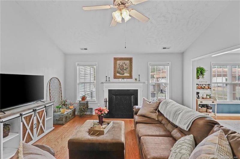 6657 Hillbrook Rd, Hope Mills, NC 28348