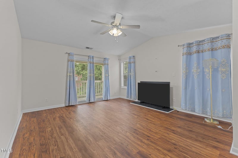 667 Barton's Ldg #8, Fayetteville, NC 28314