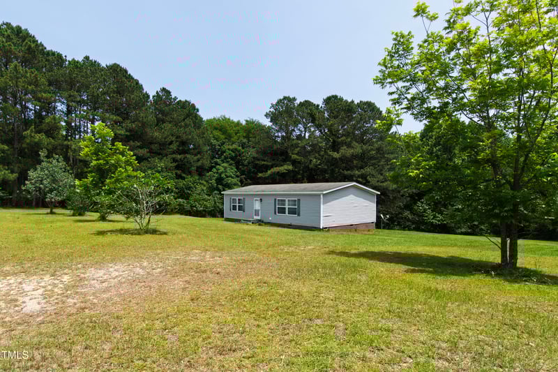 6671 South River Rd, Lillington, NC 27546