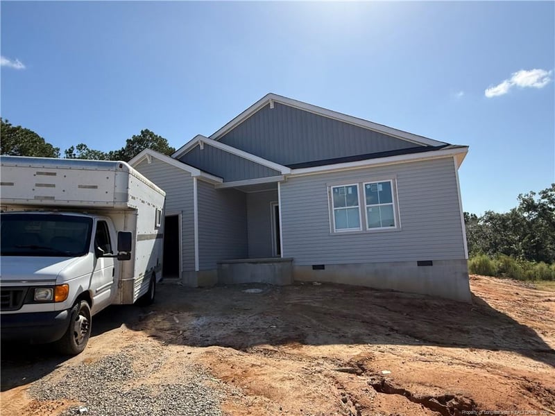 668 Blossom Trl, Lillington, NC 27546