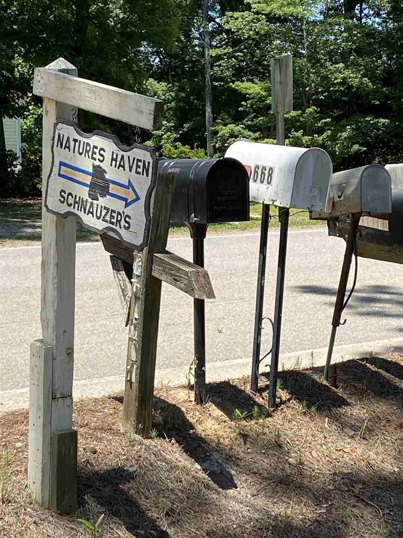 668 Richardson Rd, Zebulon, NC 27597