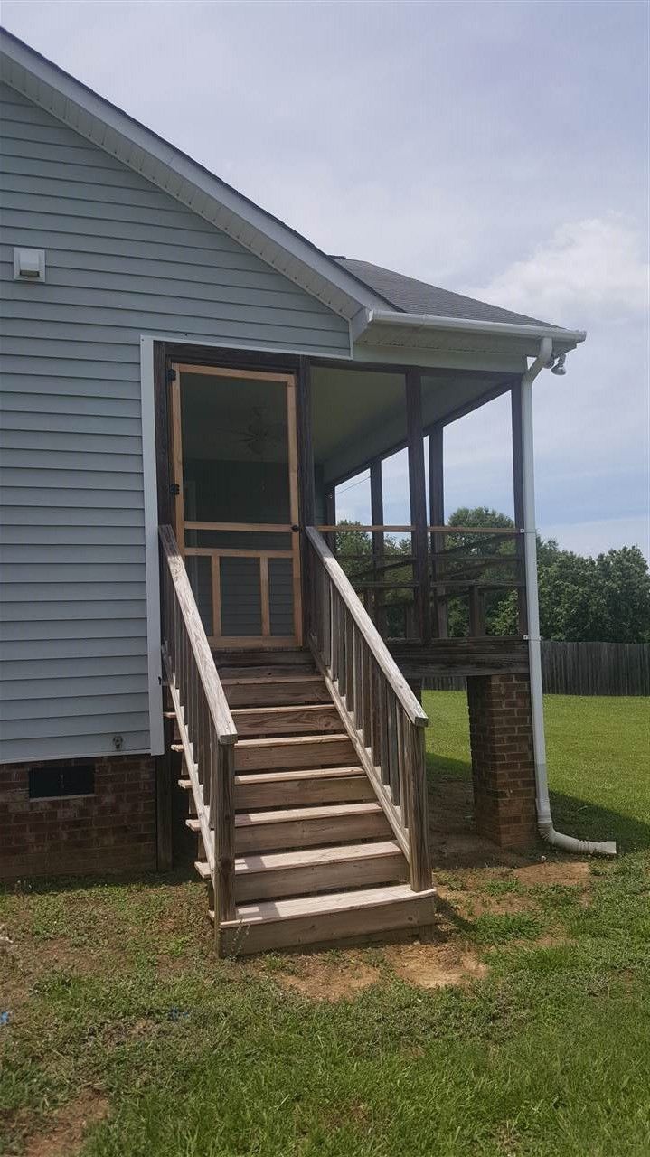 668 Slate Top Rd, Clayton, NC 27520