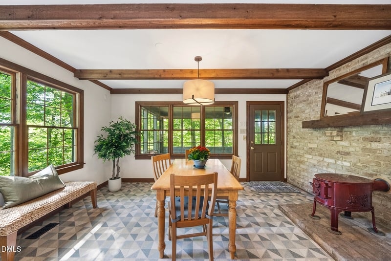 668 Windsor Rd, Chapel Hill, NC 27516