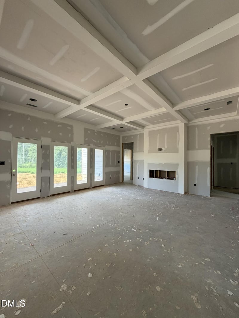 6681 River Rd, Fuquay Varina, NC 27526