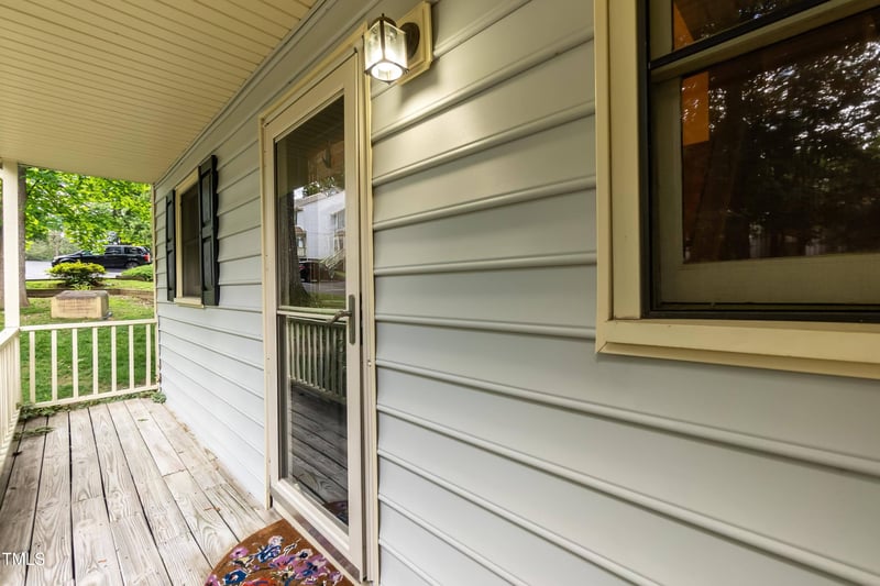 6685 English Ivy Ln, Raleigh, NC 27615