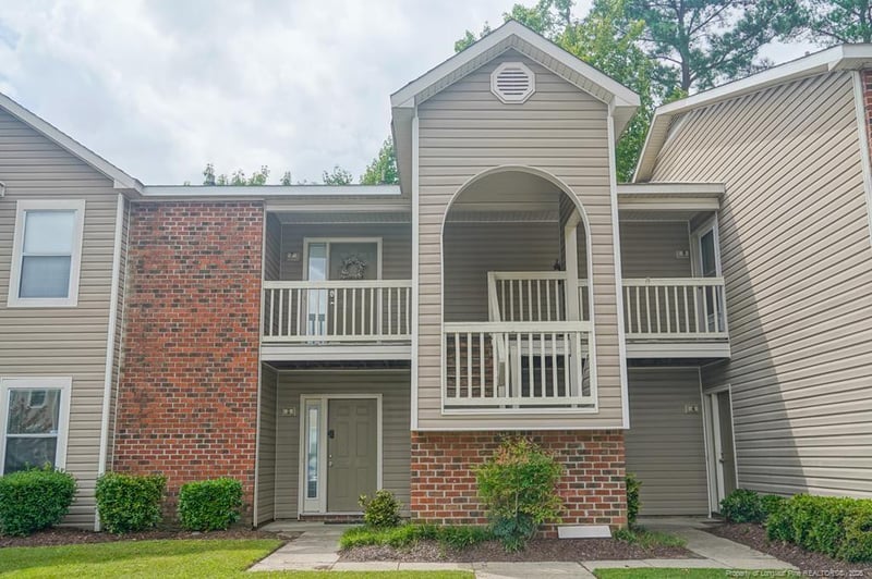 669 Bartons Landing Pl, Fayetteville, NC 28314