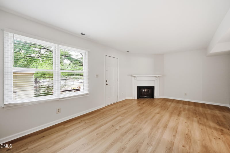 669 Bashford Rd, Raleigh, NC 27606