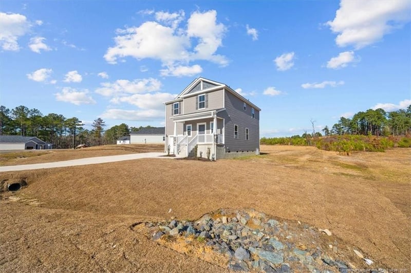 669 Blossom Trl, Lillington, NC 27546