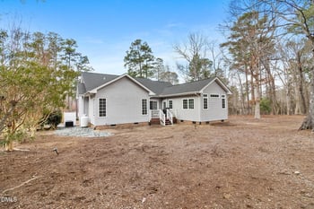 669 Chelsea Dr, Sanford, NC 27332