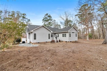 669 Chelsea Dr, Sanford, NC 27332