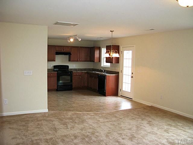 669 Randolph Rd, Clayton, NC 27520