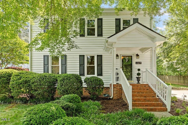 669 Tyler Run Dr, Wake Forest, NC 27587