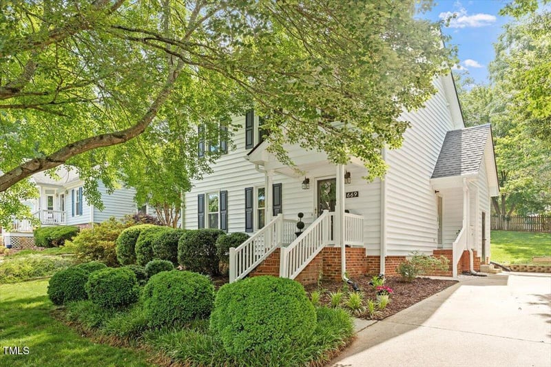 669 Tyler Run Dr, Wake Forest, NC 27587