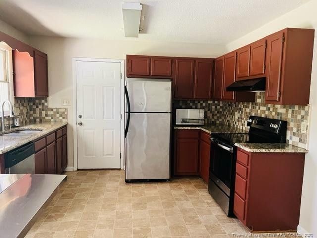 6694 Ludlow Pl, Fayetteville, NC 28314