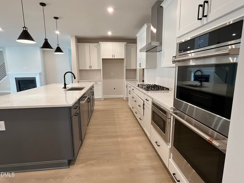 67 Firefly Ln, Fuquay Varina, NC 27526