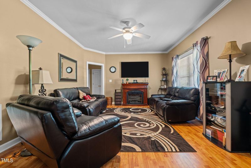 67 Gary Dr, Angier, NC 27501