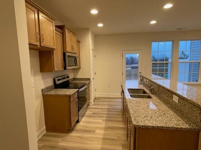 67 Hanging Moss Trl, Clayton, NC 27527