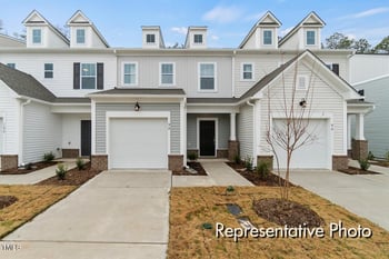 67 Little Leaf Ln #98, Clayton, NC 27527