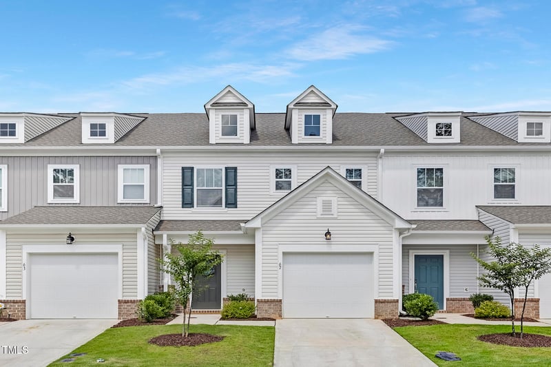 67 Little Leaf Ln #98, Clayton, NC 27527